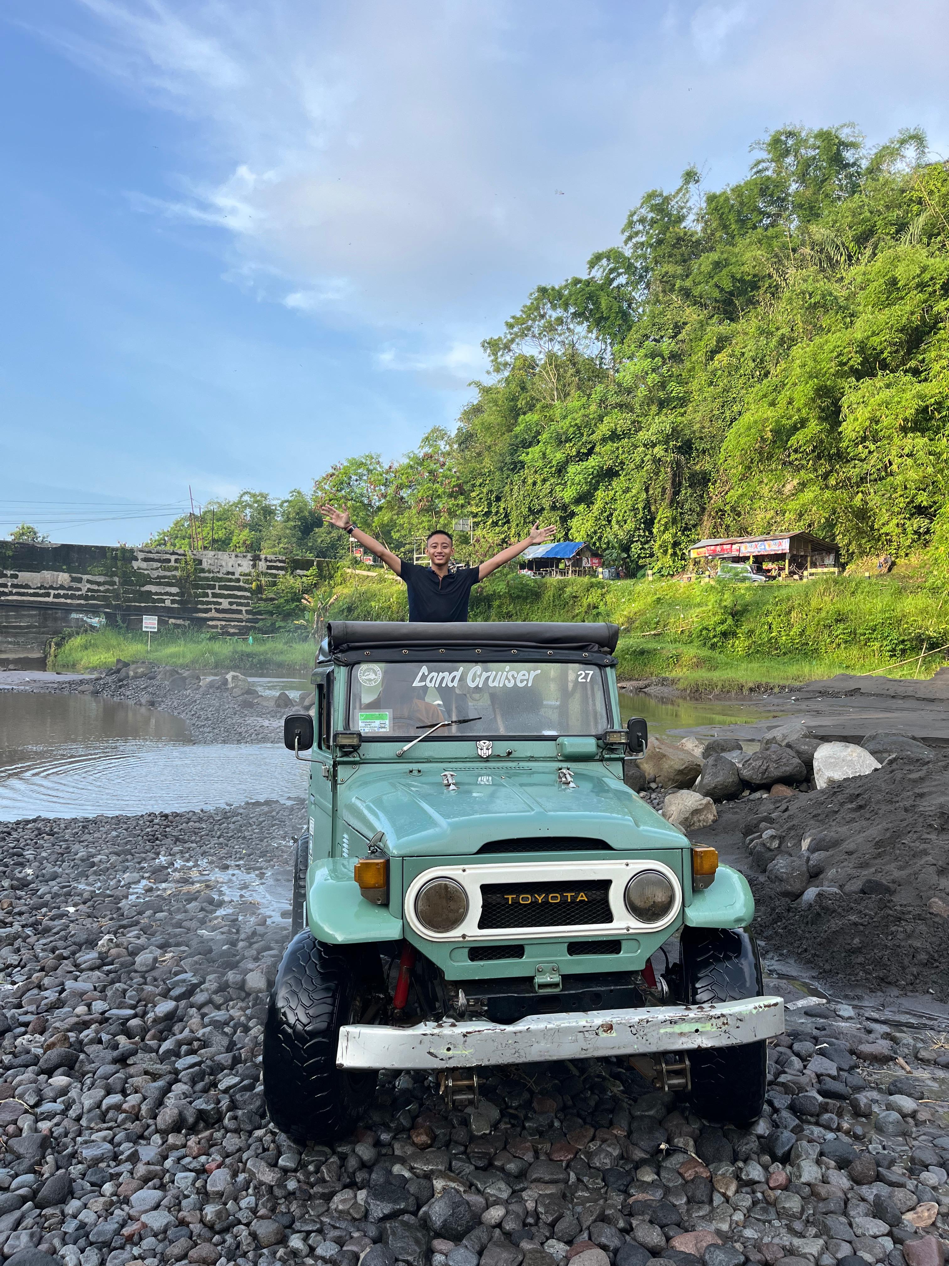 OPEN TRIP C